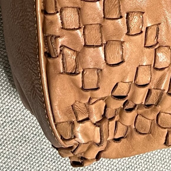 Sundance Leather Hand Bag - Picture 4 of 10